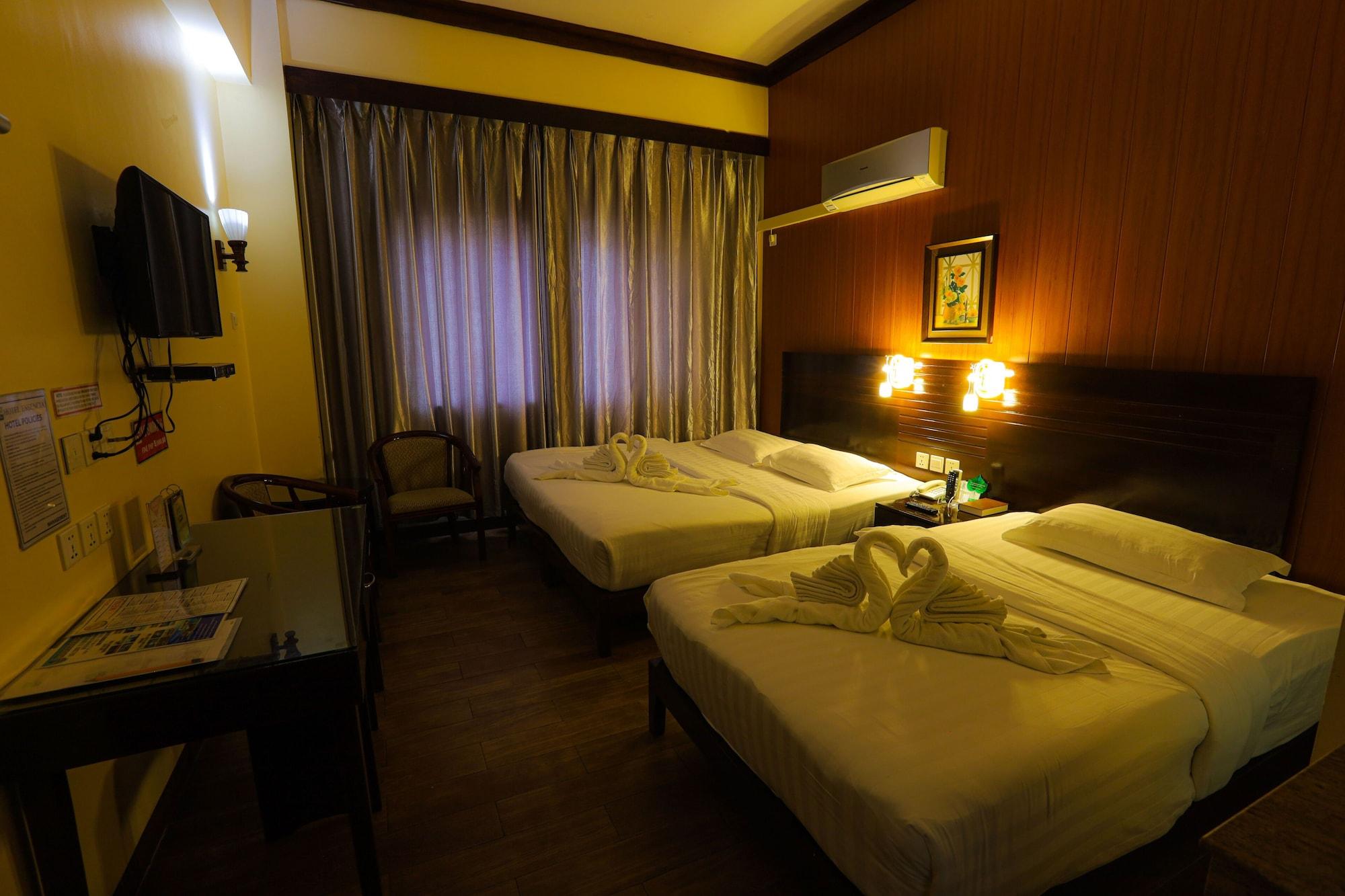Hotel Essencia Dumaguete City Екстер'єр фото