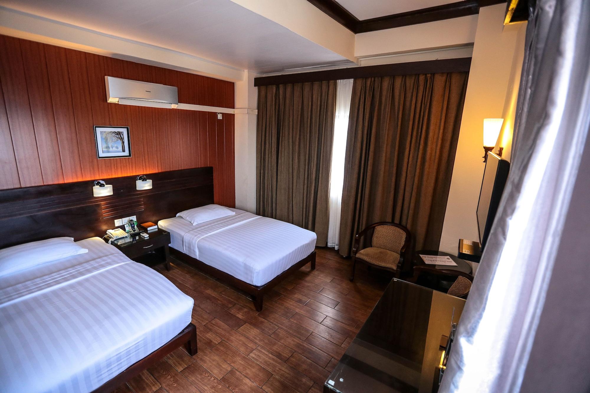 Hotel Essencia Dumaguete City Екстер'єр фото