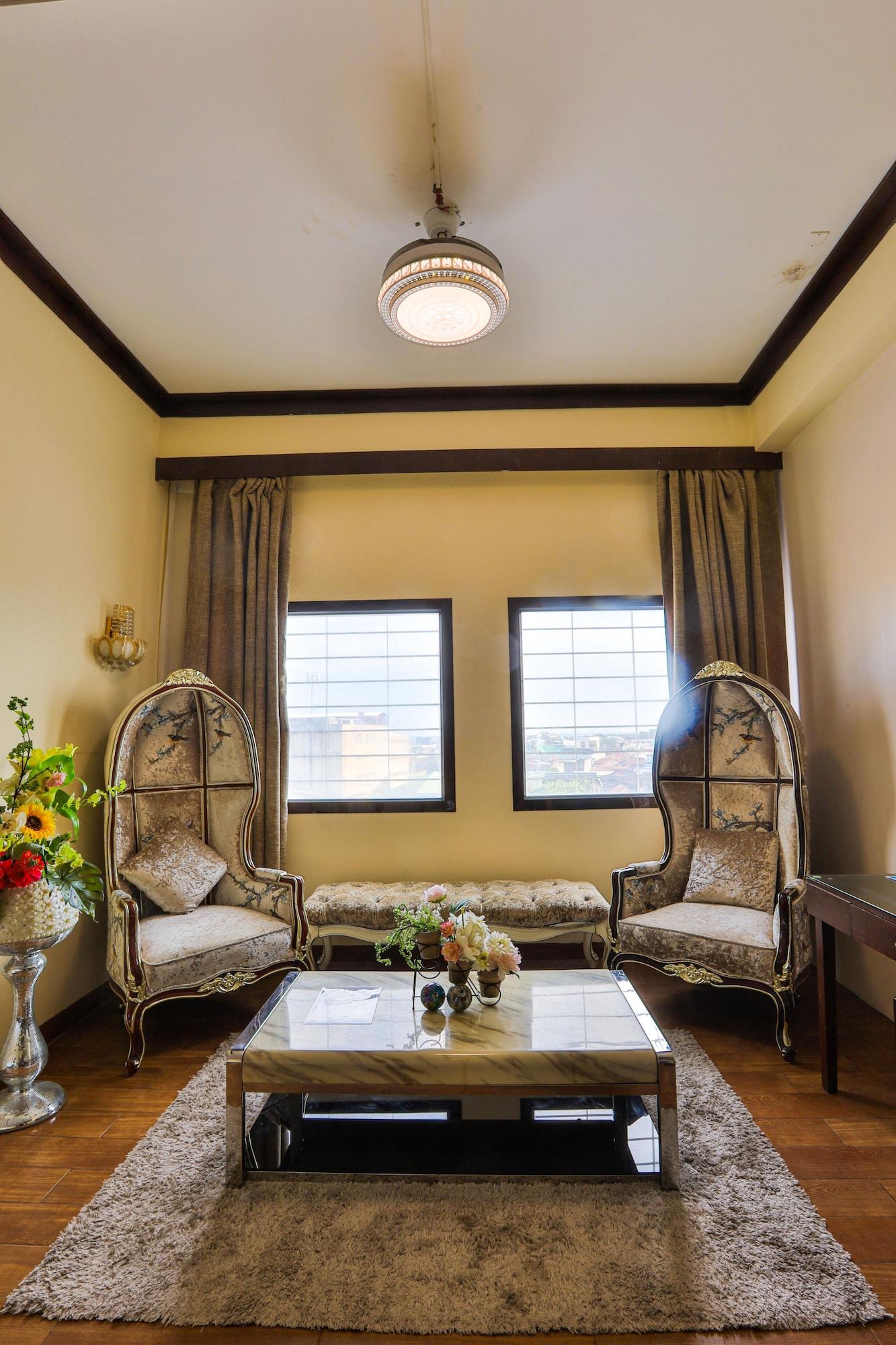 Hotel Essencia Dumaguete City Екстер'єр фото