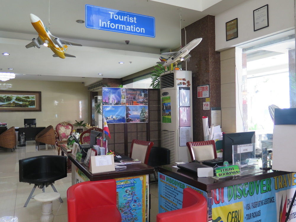 Hotel Essencia Dumaguete City Екстер'єр фото