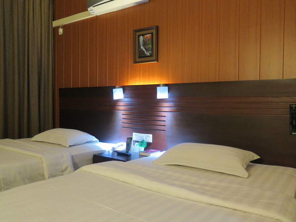 Hotel Essencia Dumaguete City Екстер'єр фото