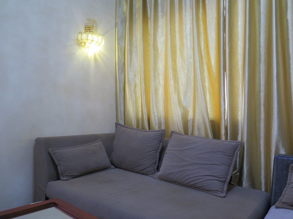 Hotel Essencia Dumaguete City Екстер'єр фото
