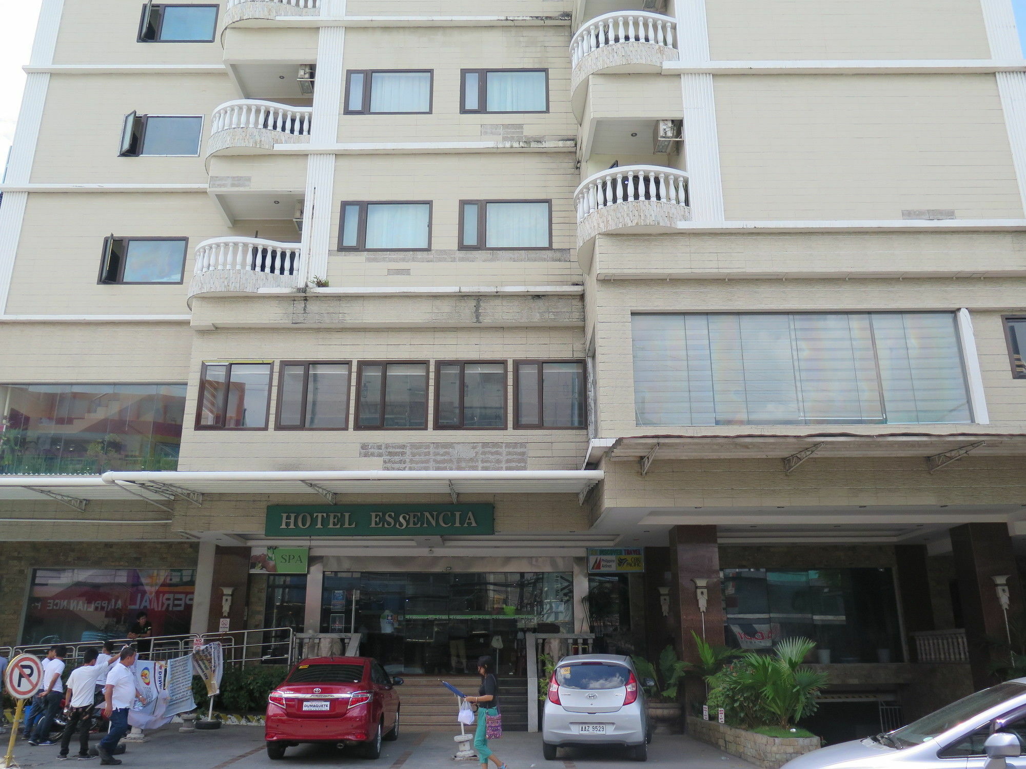 Hotel Essencia Dumaguete City Екстер'єр фото