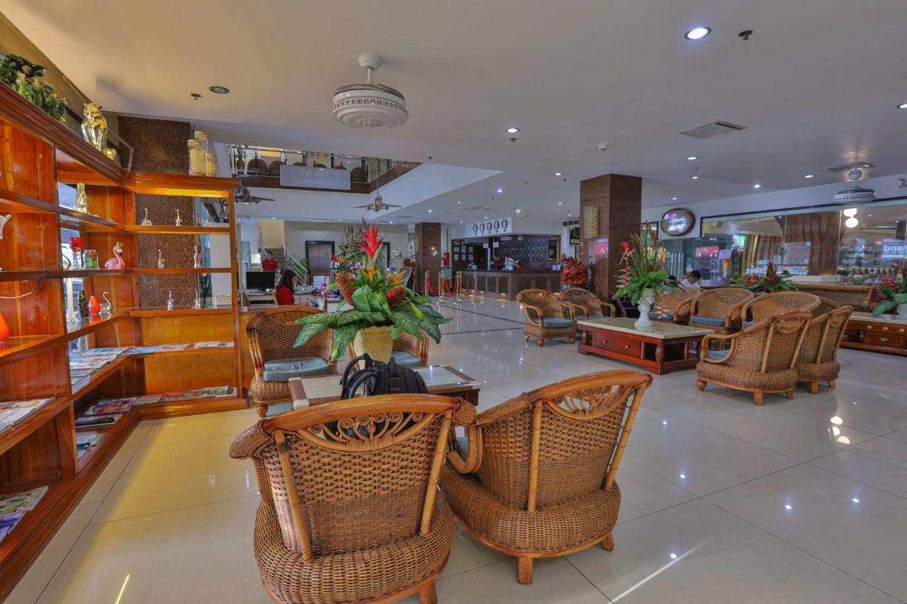 Hotel Essencia Dumaguete City Екстер'єр фото